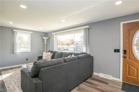 1806 Oberlin Avenue SW Massillon OH 44647