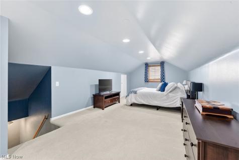 24024 E Oakland Road Bay Village OH 44140