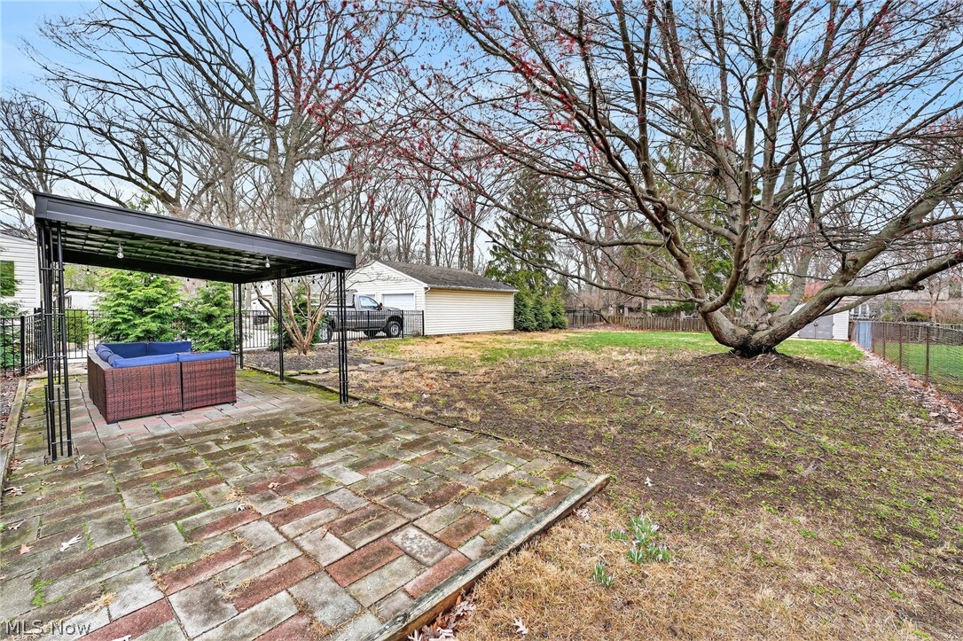 24024 E Oakland Road Bay Village OH 44140