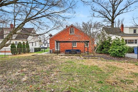 24024 E Oakland Road Bay Village OH 44140