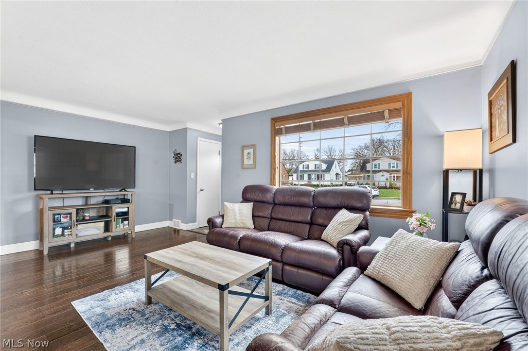 24024 E Oakland Road Bay Village OH 44140