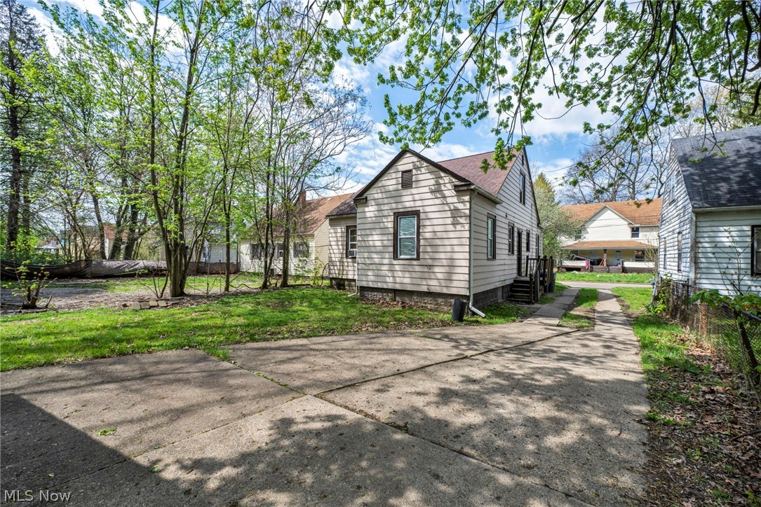 1365 Marcy Street Akron OH 44301