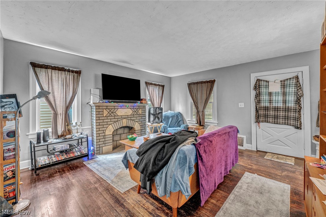 1365 Marcy Street Akron OH 44301