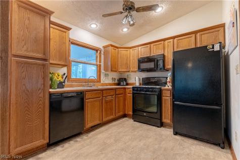551 Harmon Street SW North Canton OH 44720