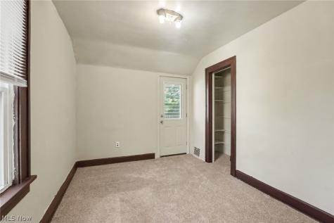 10710 Windham Road Parma OH 44130