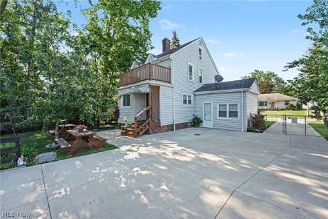 10710 Windham Road Parma OH 44130
