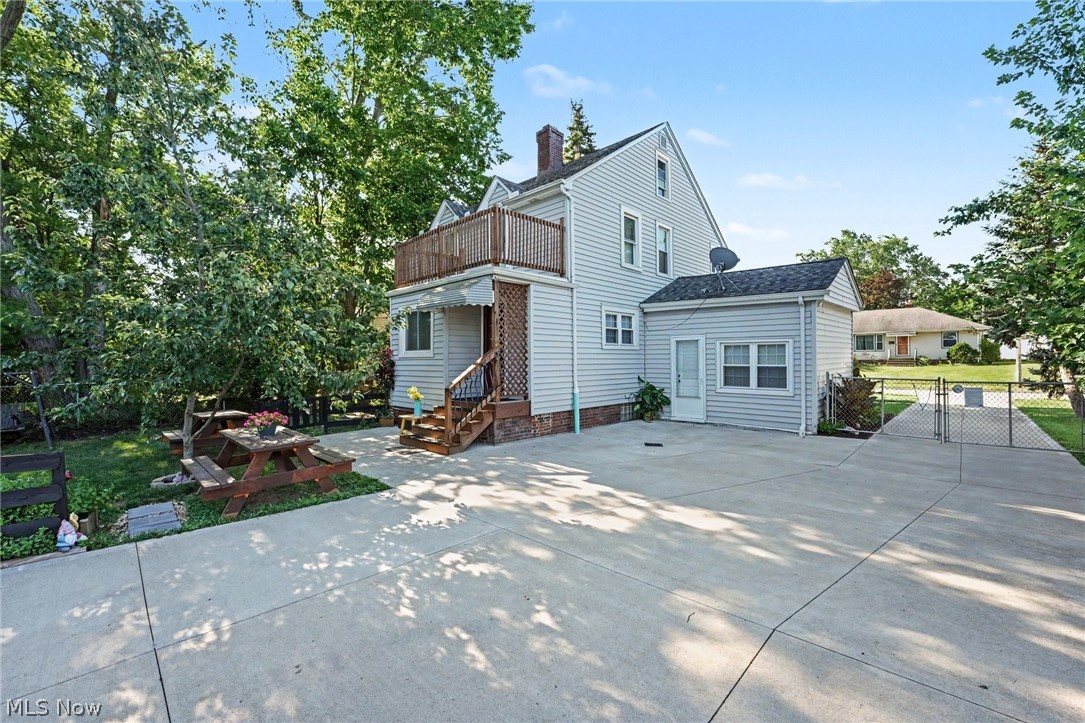 10710 Windham Road Parma OH 44130