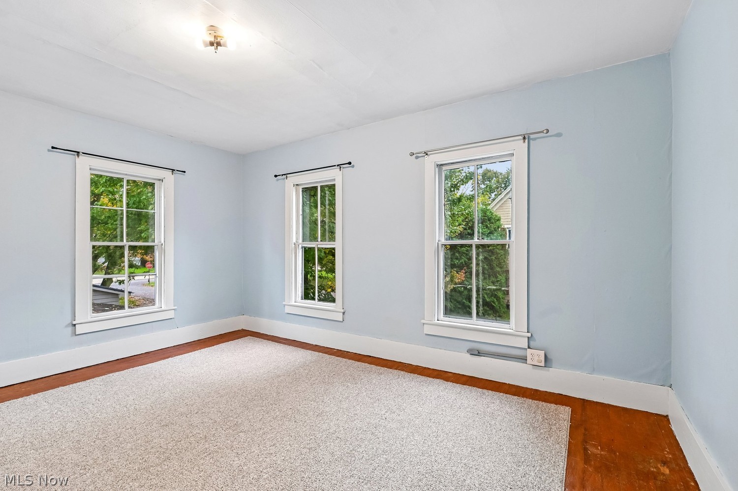 421 High Street Doylestown OH 44230