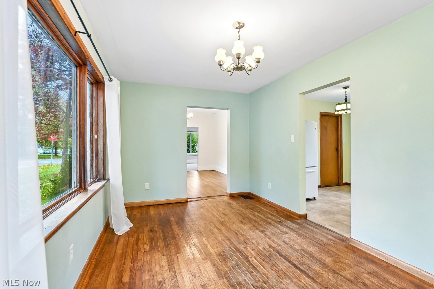 421 High Street Doylestown OH 44230
