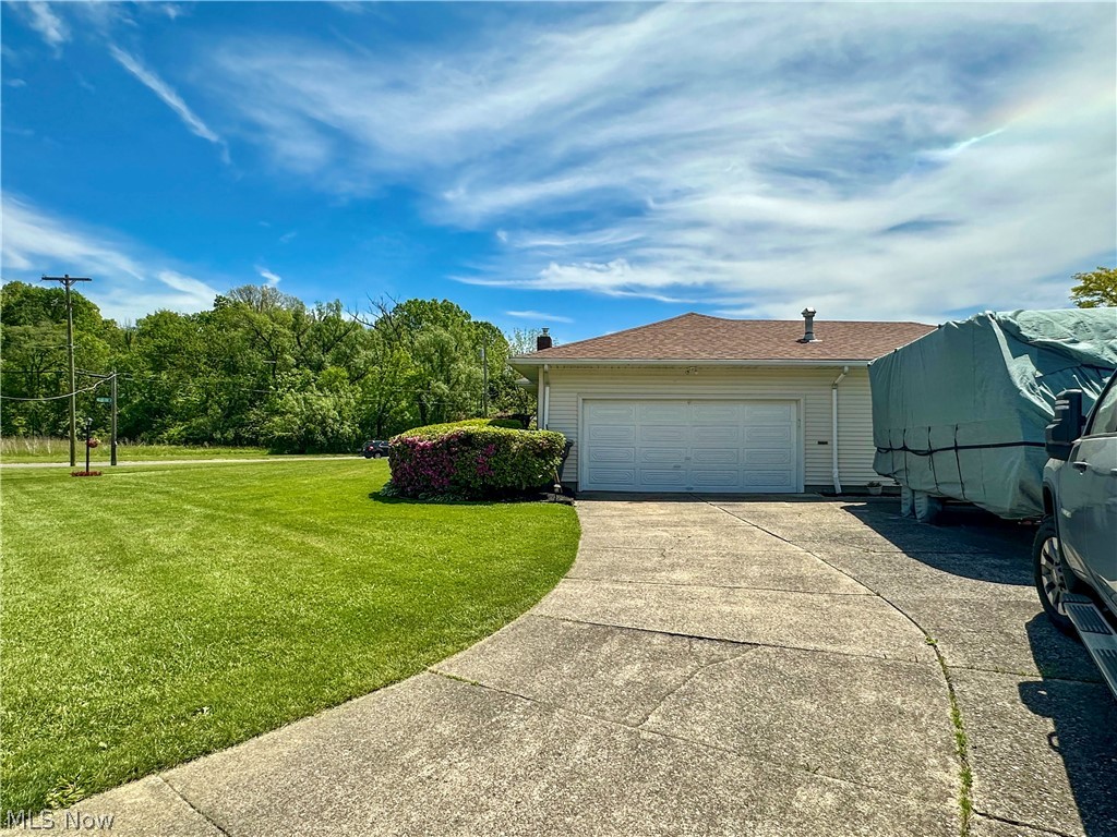2308 Bears Den Road Youngstown OH 44511