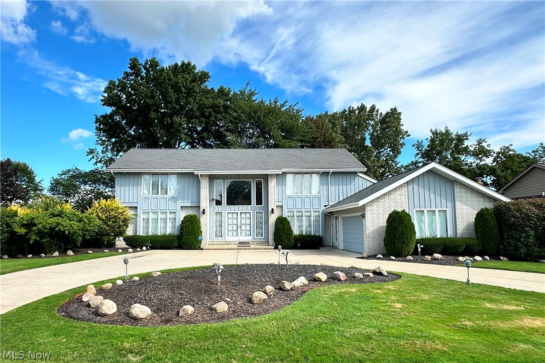 25235 Penshurst Drive Beachwood OH 44122