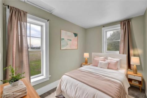 15593 Franchester Road Burbank OH 44214