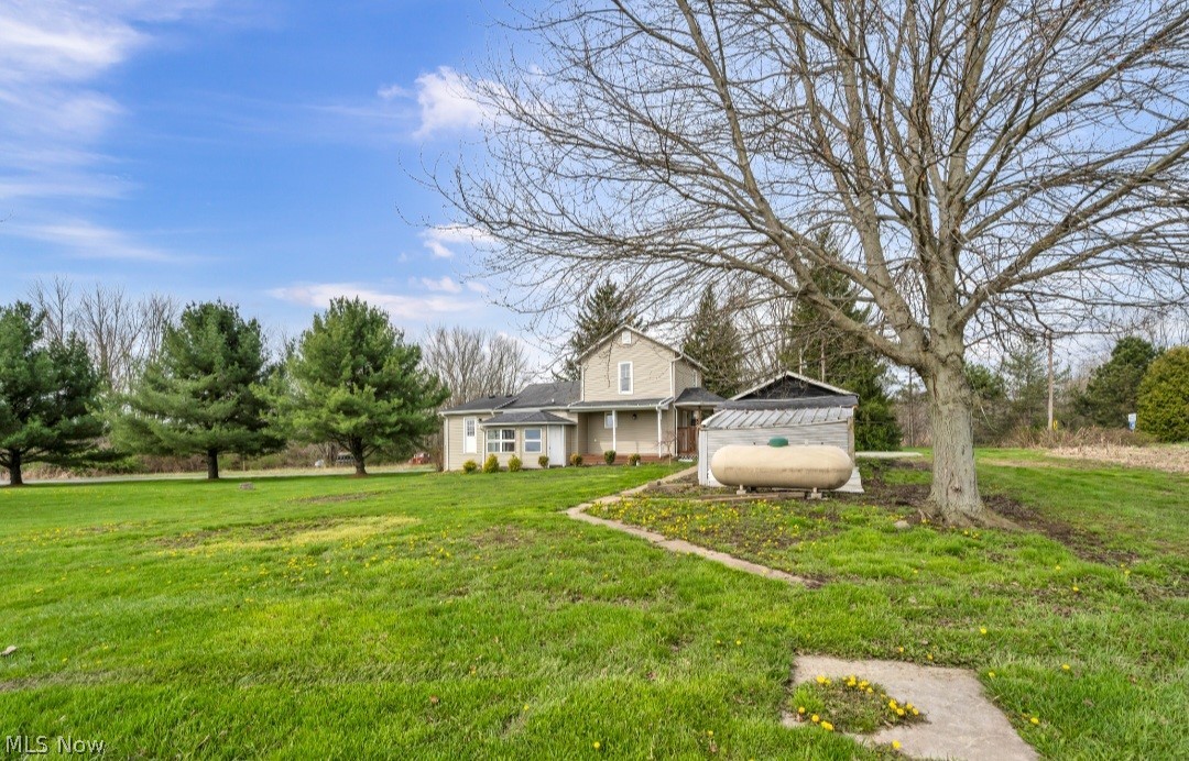 15593 Franchester Road Burbank OH 44214