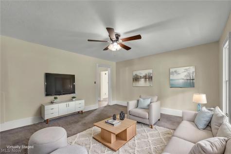 15593 Franchester Road Burbank OH 44214