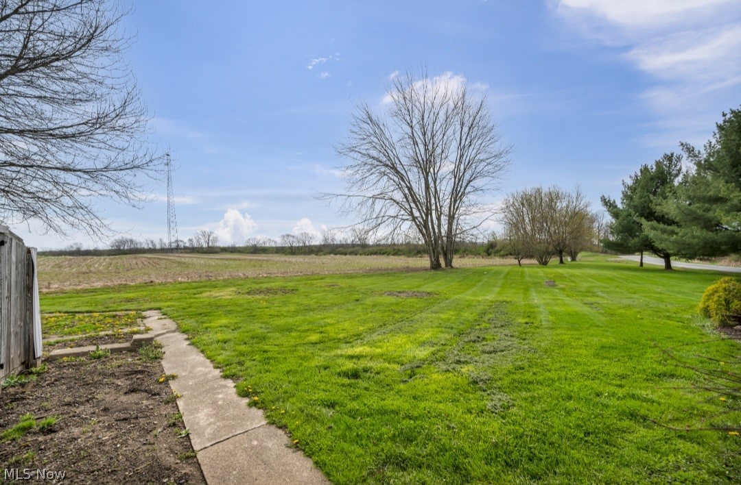 15593 Franchester Road Burbank OH 44214