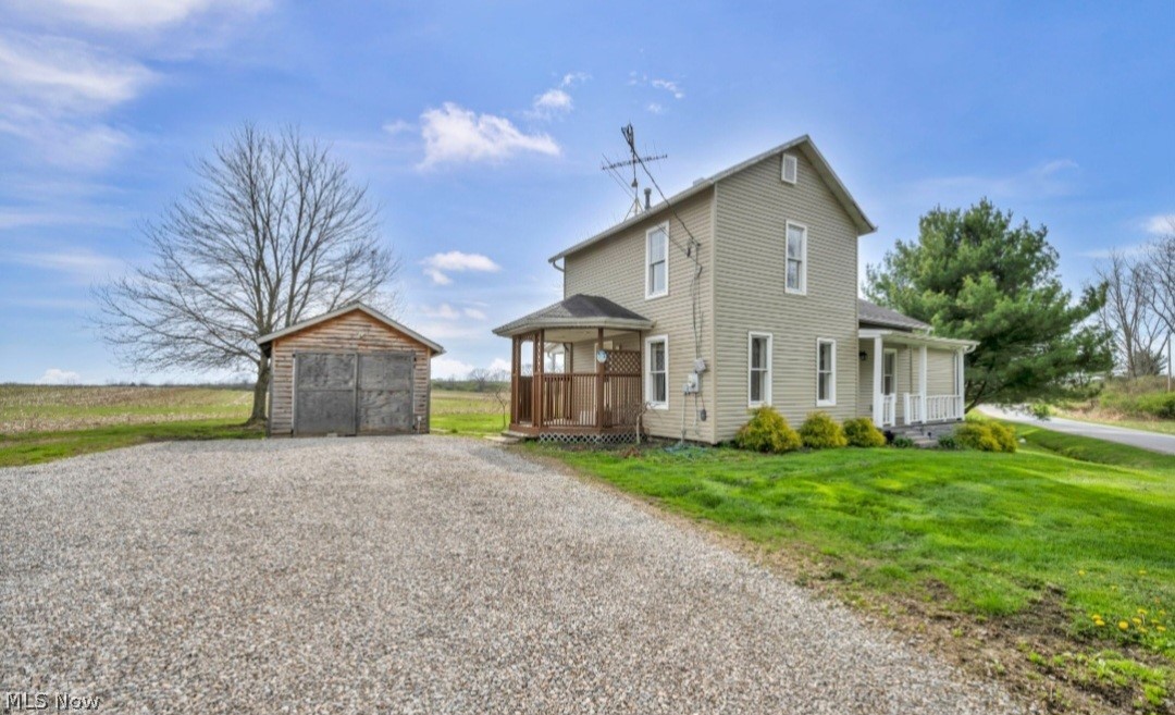 15593 Franchester Road Burbank OH 44214