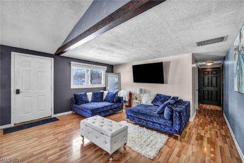 9148 Coventry Drive Northfield OH 44067