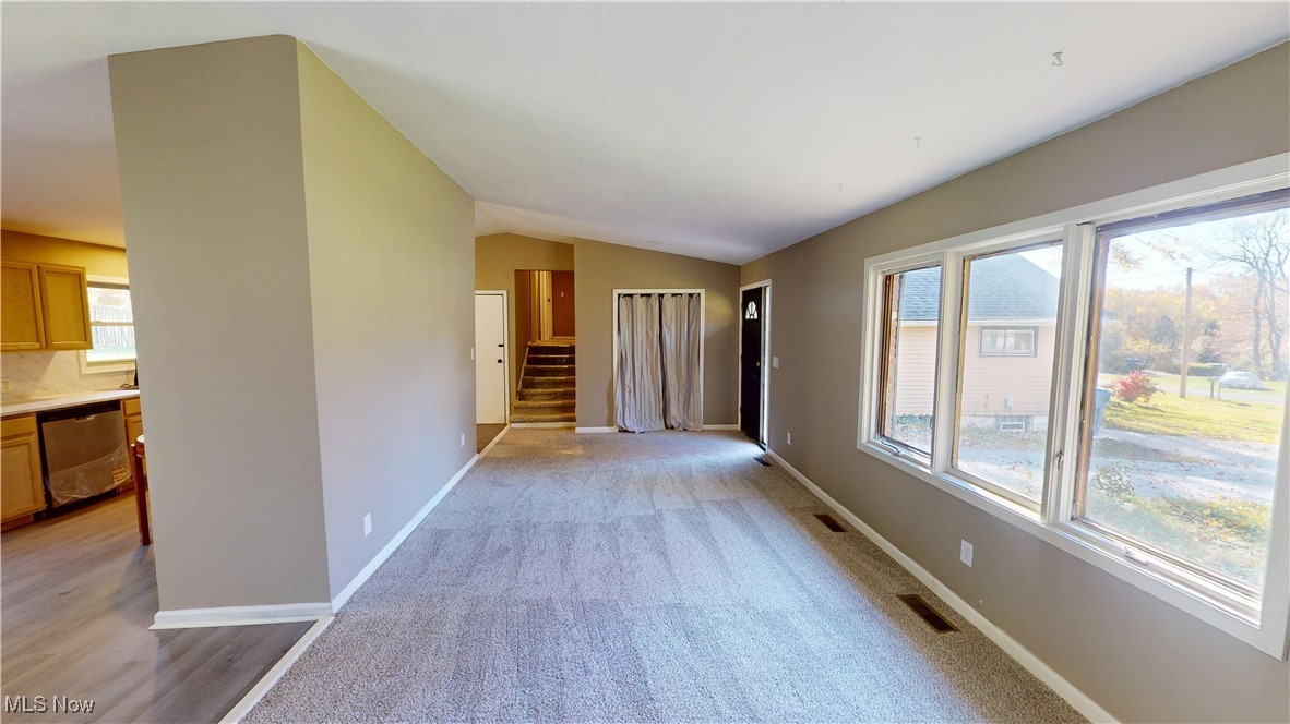 3273 S Jasmine Avenue Akron OH 44319