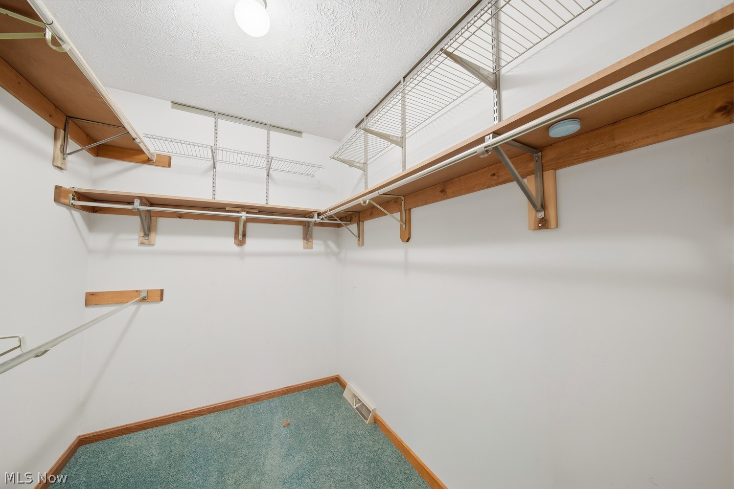 8265 Beatty Street NW Massillon OH 44646
