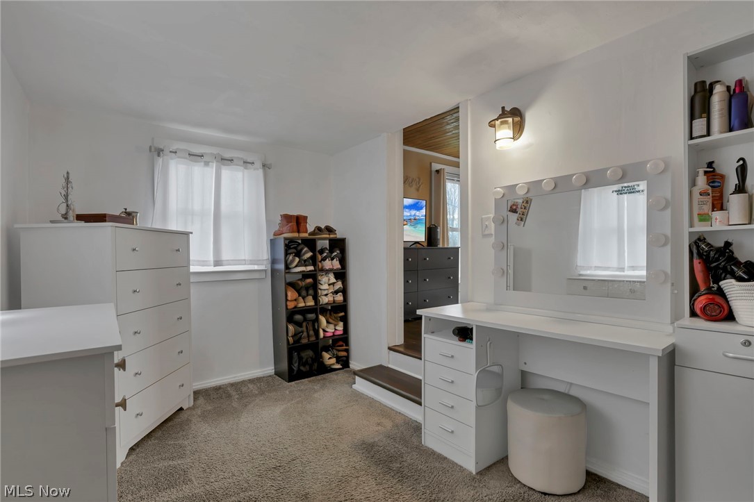 202 N Market Street Somerset OH 43783