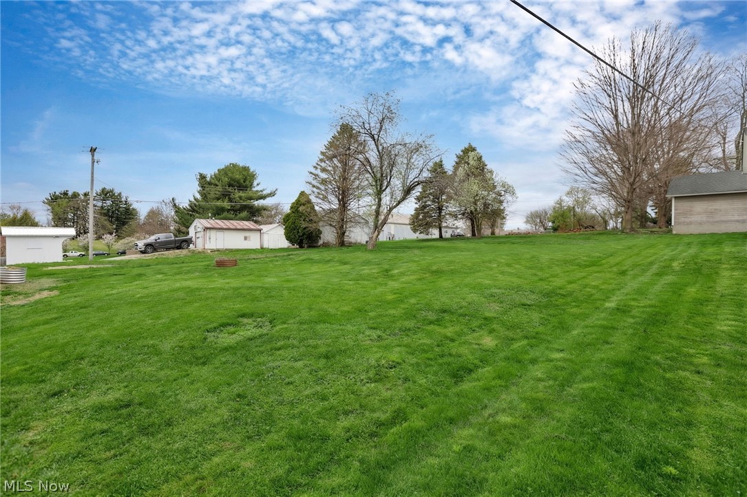 202 N Market Street Somerset OH 43783