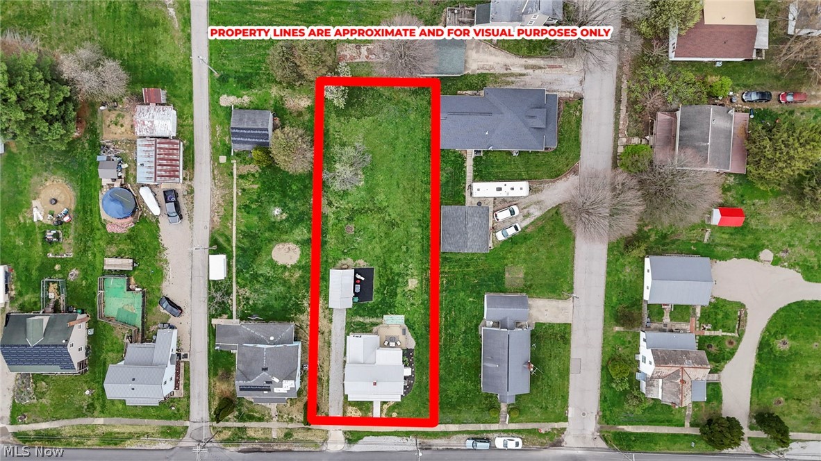 202 N Market Street Somerset OH 43783