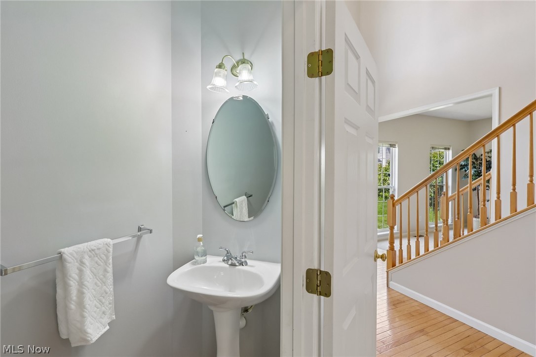 16264 Selby Circle Strongsville OH 44136