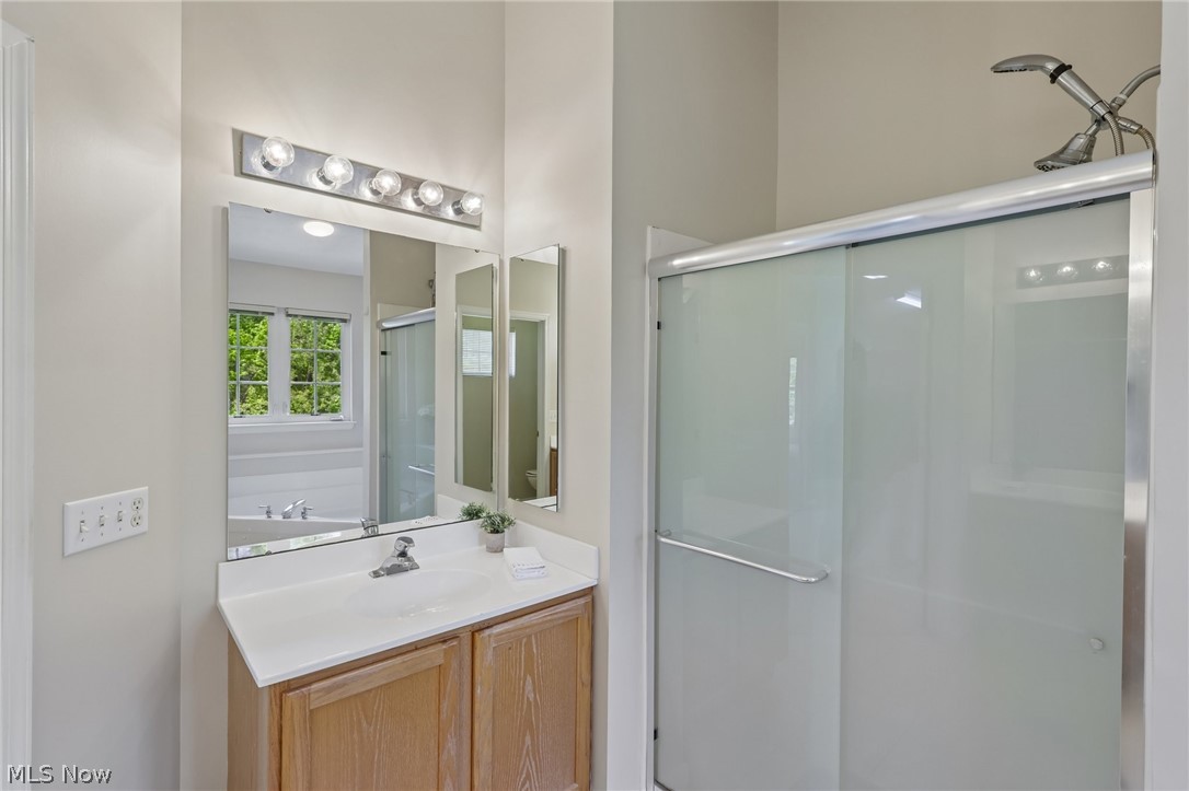 16264 Selby Circle Strongsville OH 44136