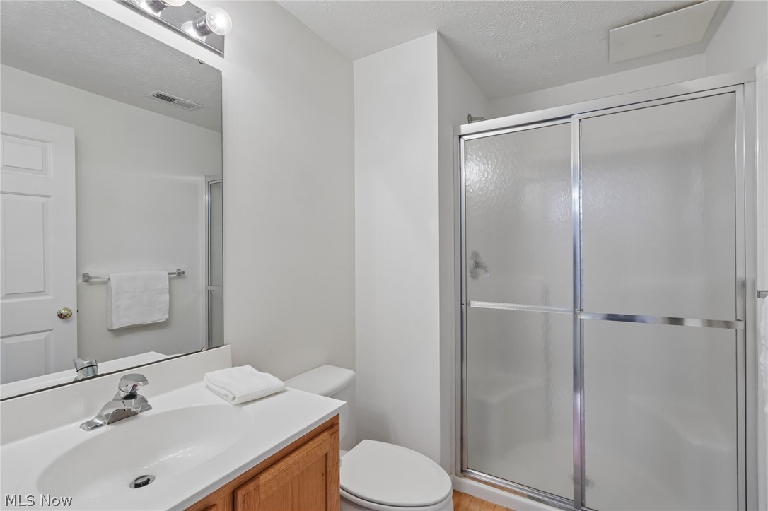 16264 Selby Circle Strongsville OH 44136