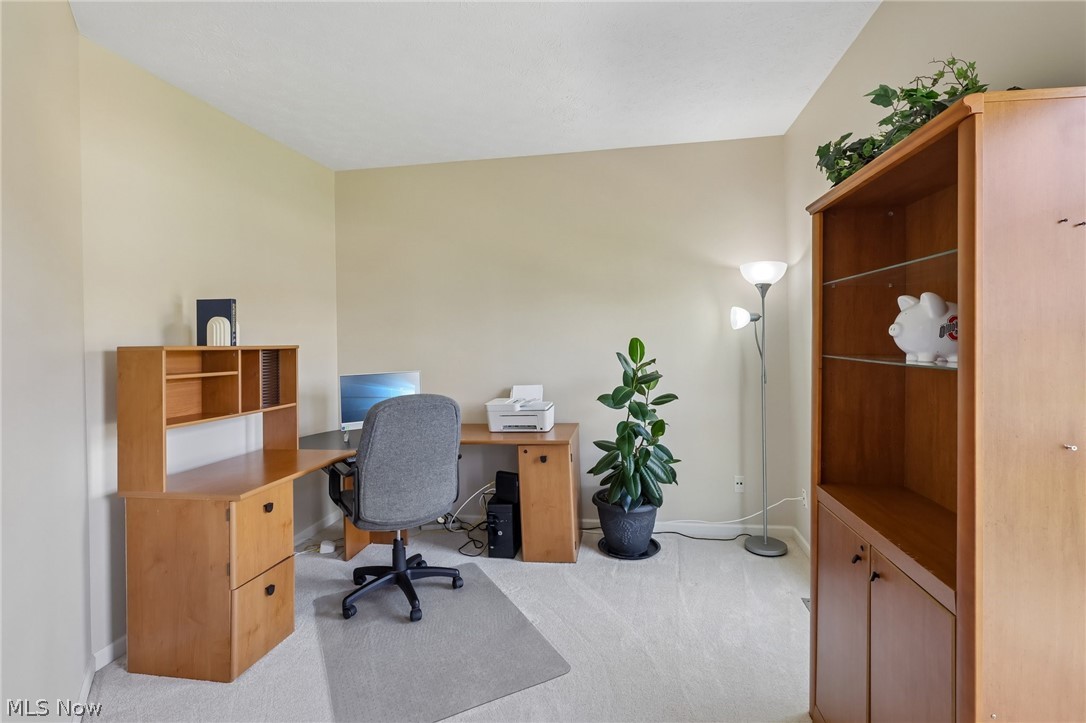 16264 Selby Circle Strongsville OH 44136