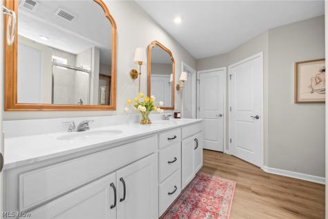 35074 Bald Eagle Lane Willoughby OH 44094