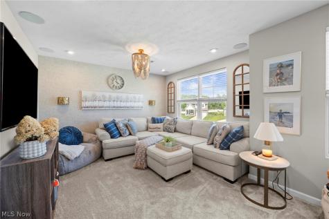 35074 Bald Eagle Lane Willoughby OH 44094