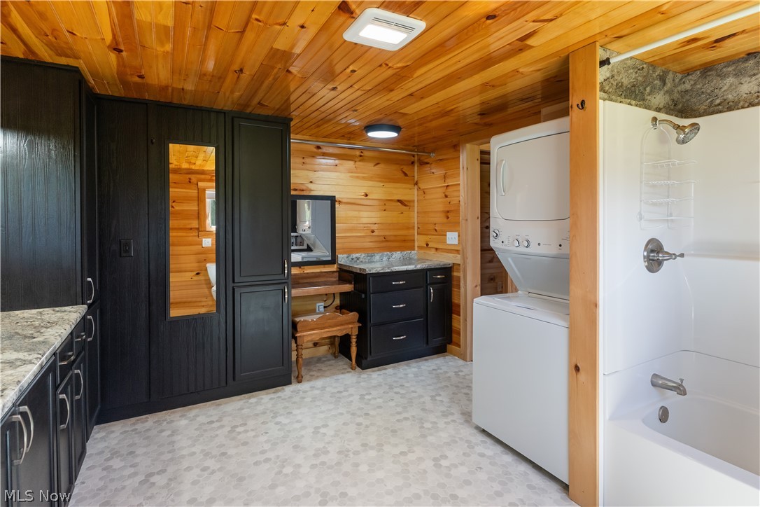16715 W Western Reserve Road Berlin Center OH 44401
