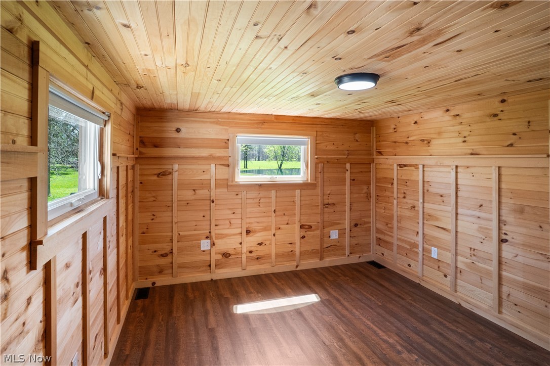 16715 W Western Reserve Road Berlin Center OH 44401