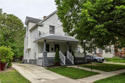 1465 Newman Avenue Lakewood OH 44107