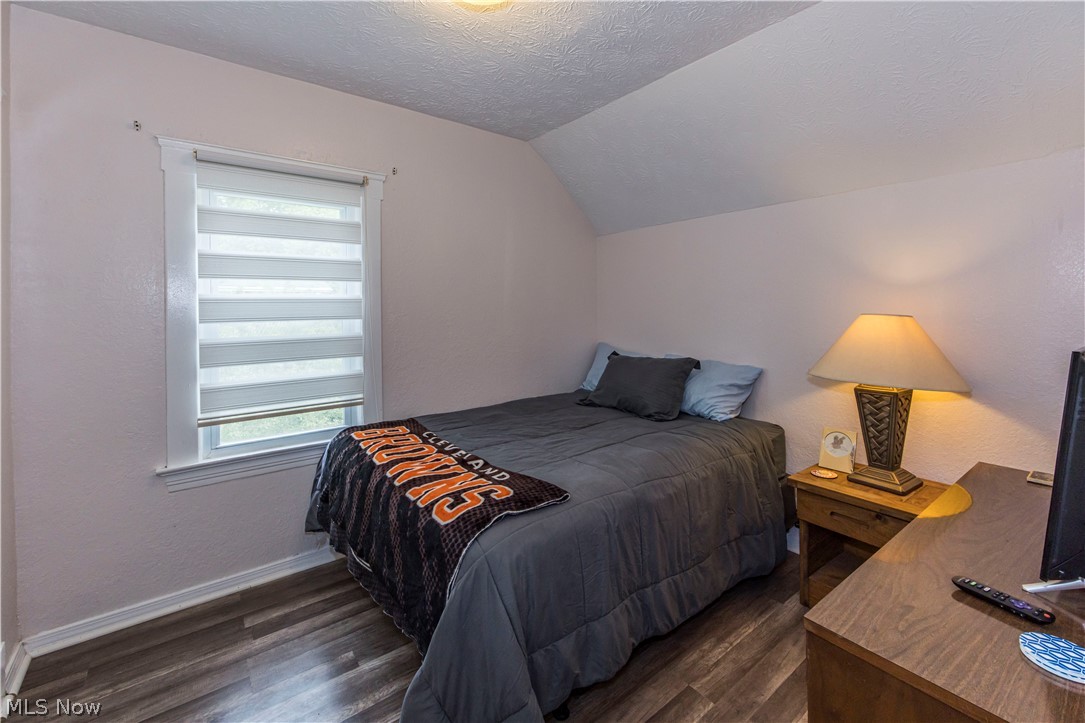 1465 Newman Avenue Lakewood OH 44107