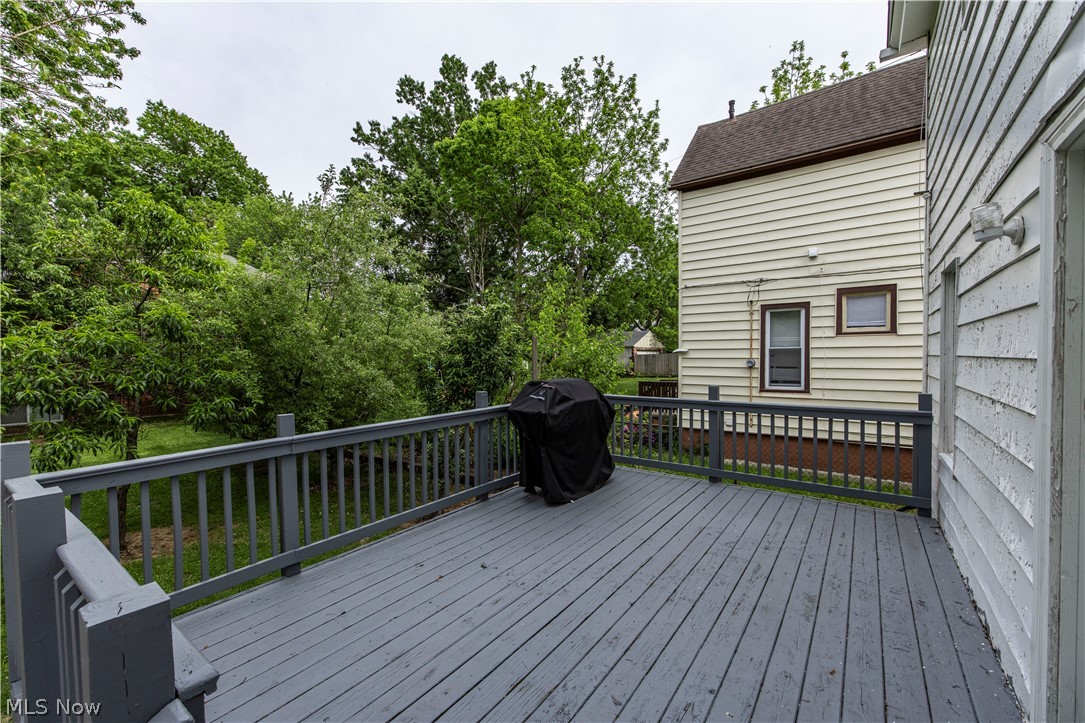 1465 Newman Avenue Lakewood OH 44107