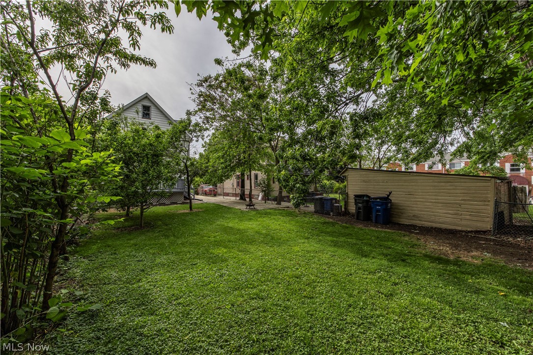 1465 Newman Avenue Lakewood OH 44107