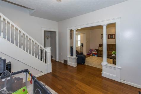 1465 Newman Avenue Lakewood OH 44107