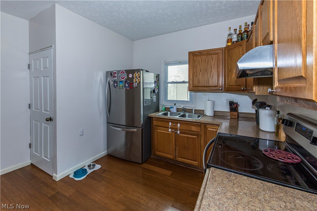 1465 Newman Avenue Lakewood OH 44107
