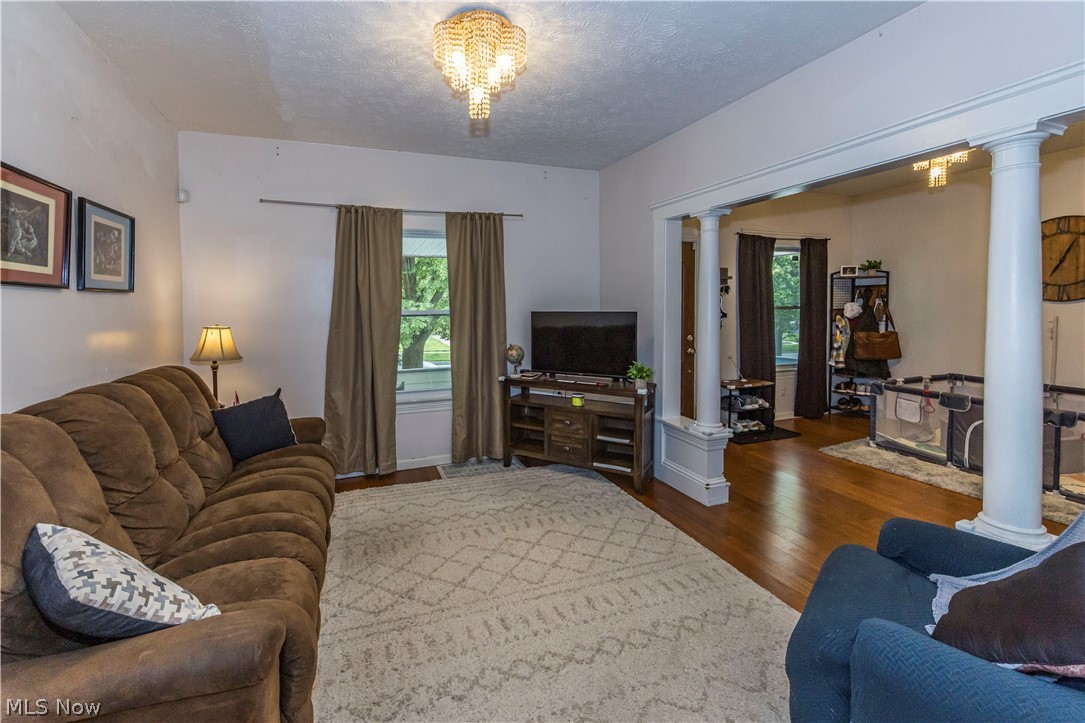 1465 Newman Avenue Lakewood OH 44107