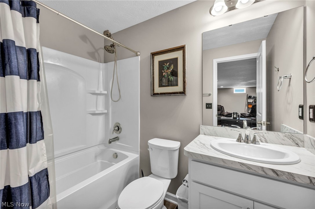 2488 Carlene Avenue SW Massillon OH 44647