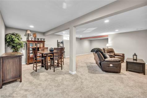 2488 Carlene Avenue SW Massillon OH 44647