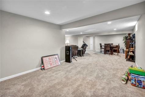 2488 Carlene Avenue SW Massillon OH 44647