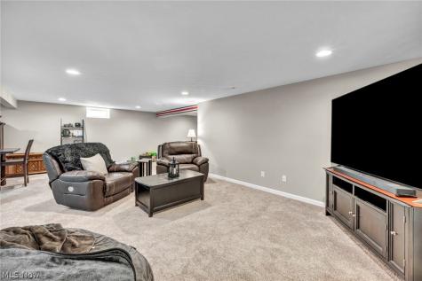 2488 Carlene Avenue SW Massillon OH 44647