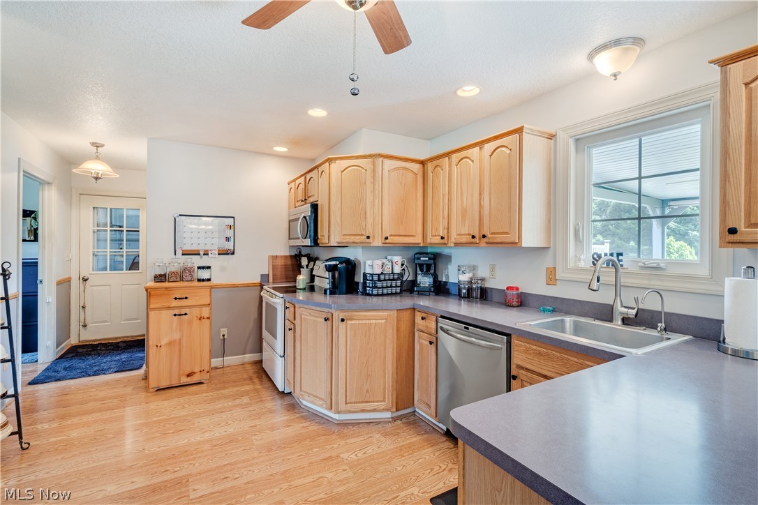 3810 Linda Way New Waterford OH 44445