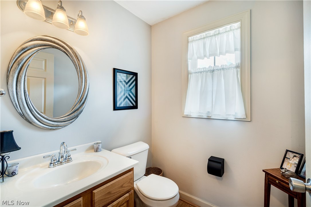 3810 Linda Way New Waterford OH 44445