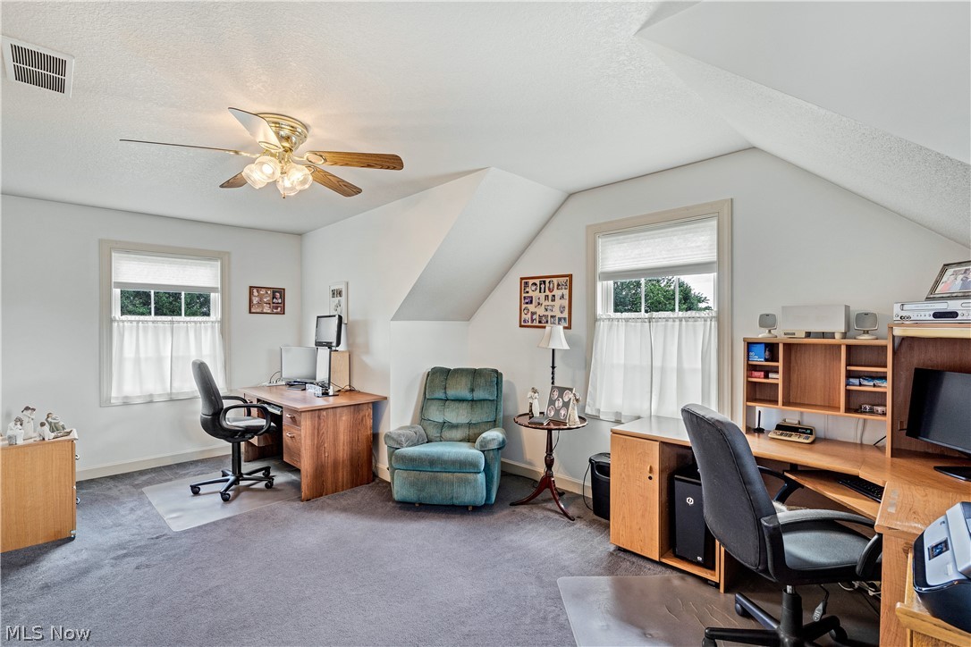 3810 Linda Way New Waterford OH 44445