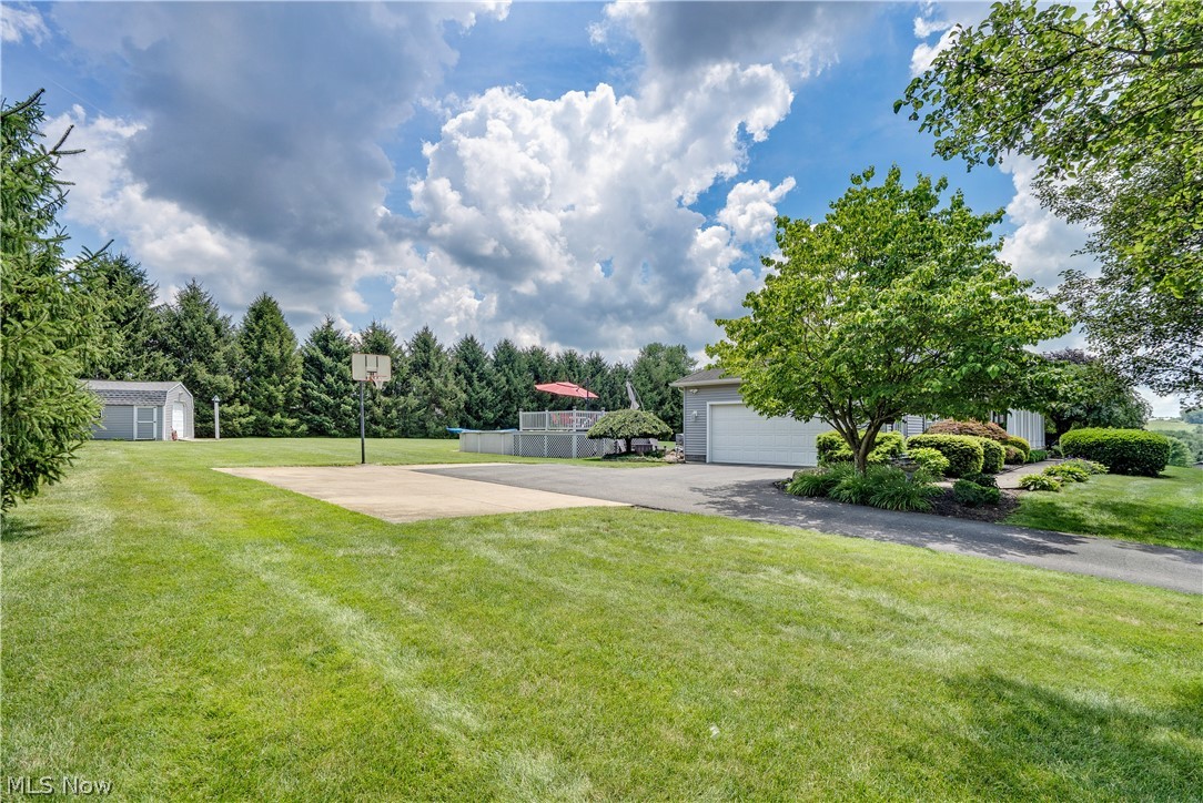 3810 Linda Way New Waterford OH 44445