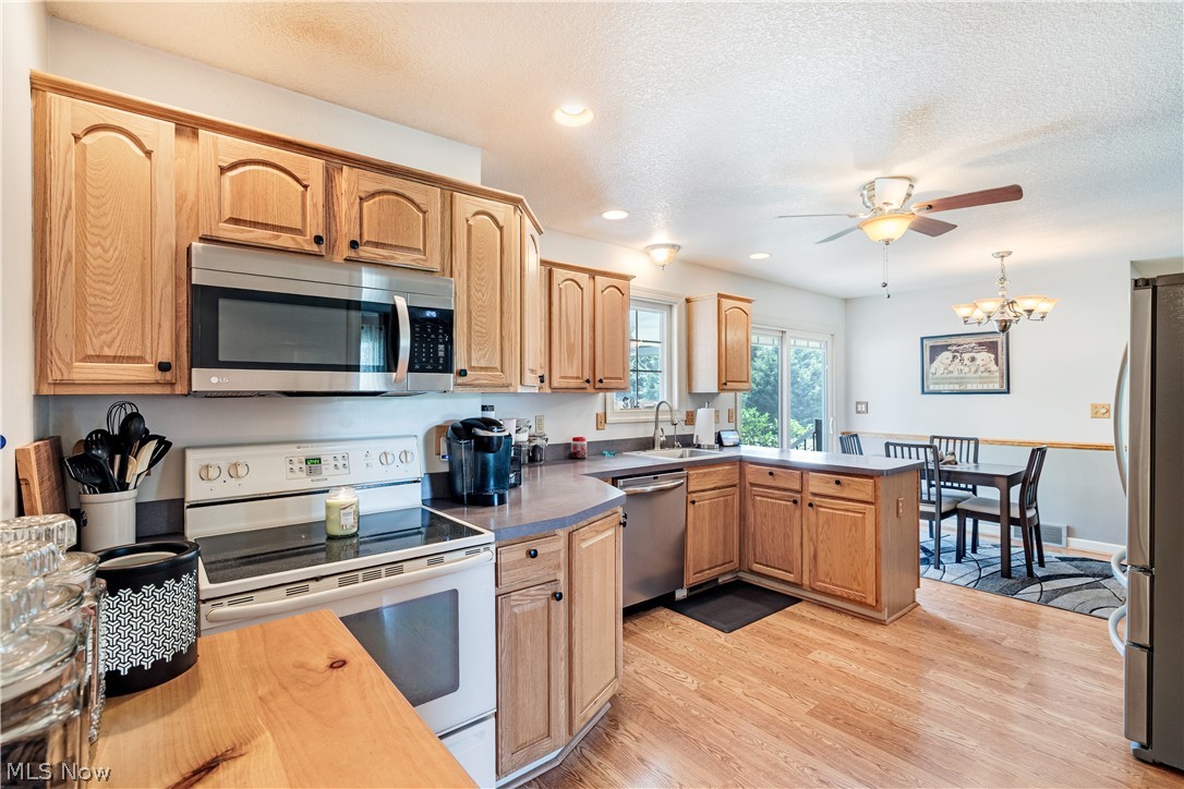 3810 Linda Way New Waterford OH 44445